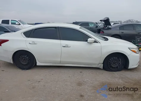 2018 Nissan Altima 2.5 S z USA, uszkodzony, nr VIN 1N4AL3AP2JC278445